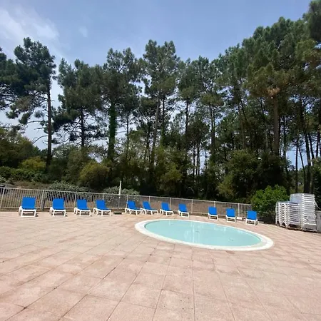 Apartment 3 Pieces, 6 Perso Avec Piscine Chauffee En Saison Domaine Du Golf De Pinsolle *