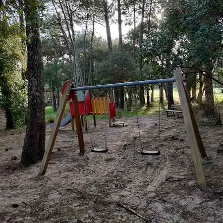 3 Pieces, 6 Perso Avec Piscine Chauffee En Saison Domaine Du Golf De Pinsolle